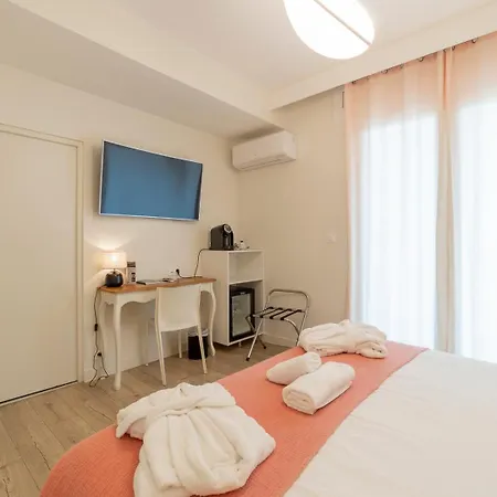 Cit'hotel Imperial ホテル セット