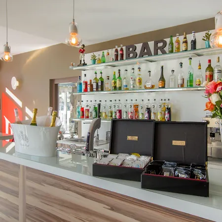 Cit'hotel Imperial 3* セット